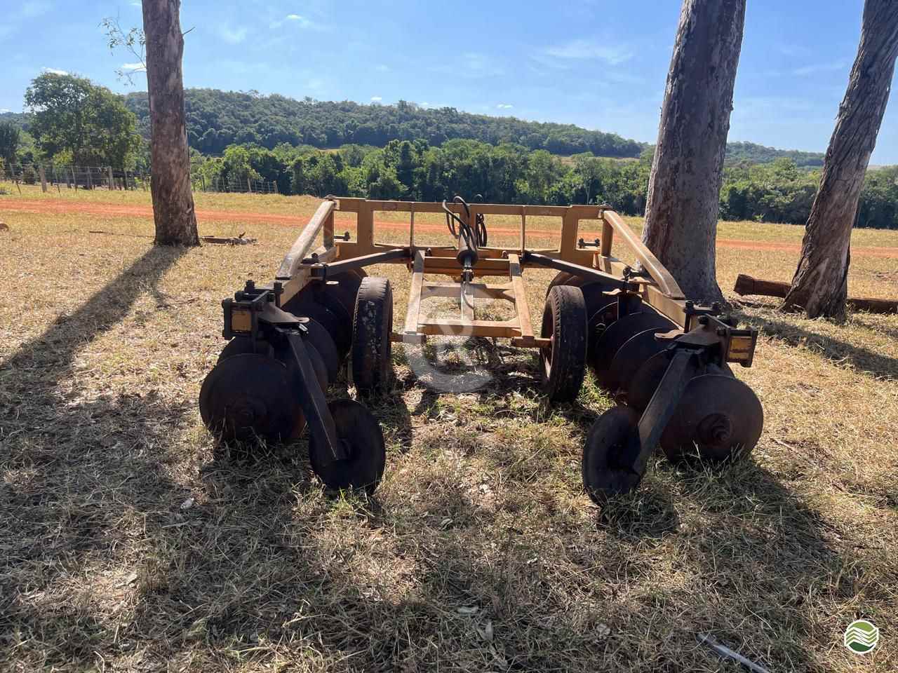 18 DISCOS de CR Máquinas Agrícolas